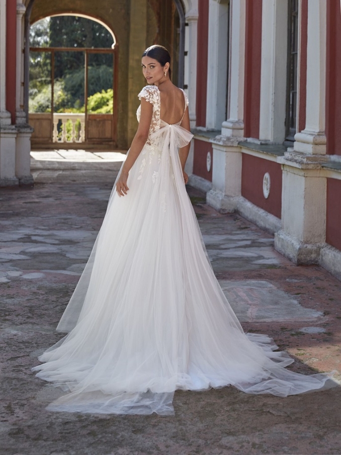 Amelie 25010 back.jpg